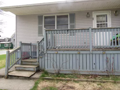 31 South St, Troy, VT 05859