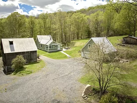2045 Silloway Rd, Randolph, VT 05061