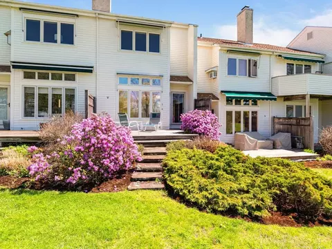 545 S Prospect St #10, Burlington, VT 05401