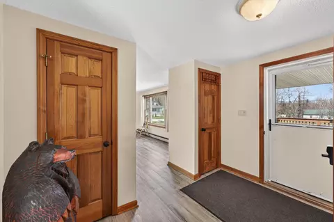 Entry Way - 13 Harrigan St, Bethlehem, NH 03574 photo 1 of 2