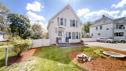 19 High St, Derry, NH 03038