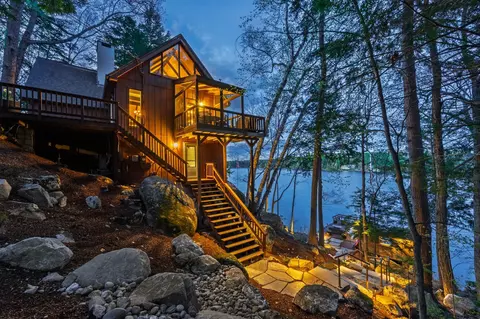 249 Bay Point Rd, Newbury, NH 03255