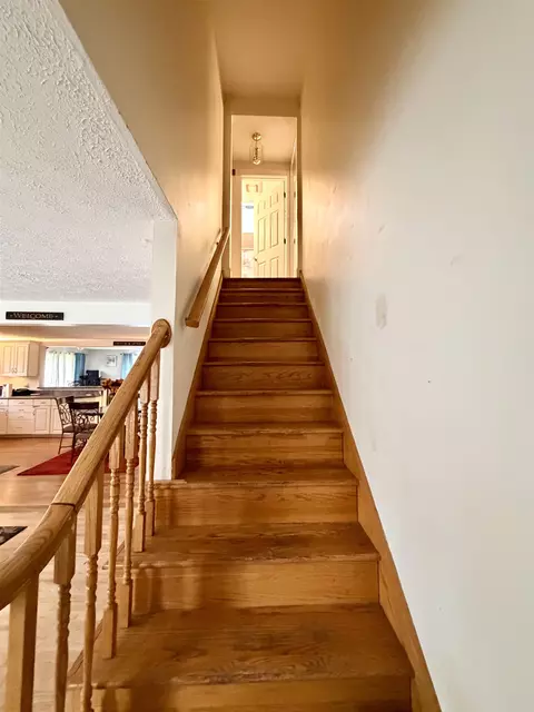 Entry Way - 3 Kerri Ln #A, Hooksett, NH 03106 photo 2 of 2
