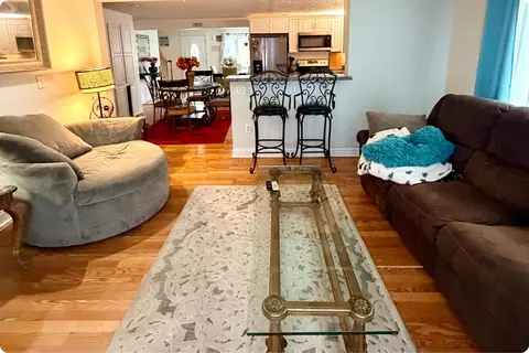 Living - 3 Kerri Ln #A, Hooksett, NH 03106 photo 2 of 3