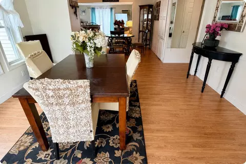 Dining - 3 Kerri Ln #A, Hooksett, NH 03106 photo 1 of 3