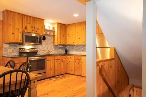 32 Aspen Ln, Winhall, VT 05340