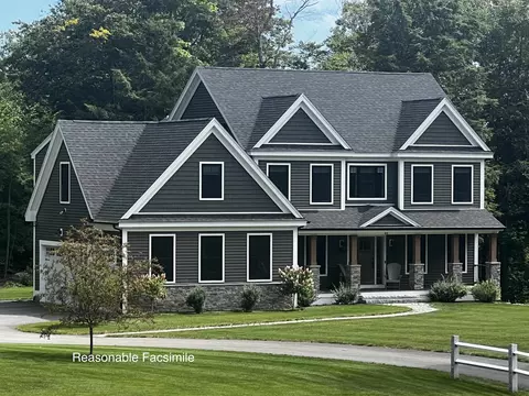22 Hilliard Rd, Kensington, NH 03833
