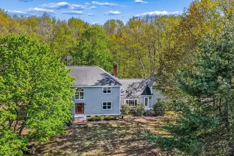 44 Brick Mill Rd, Bedford, NH 03110