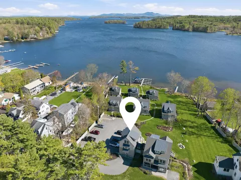 14 Lake Shore Dr # -A, Moultonborough, NH 03254