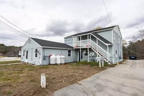 22 Smith St, Pittsfield, NH 03263