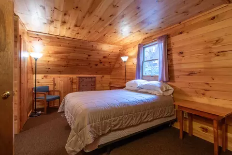 Bedroom - 586 Cottage Rd, Canaan, VT 05903 photo 3 of 11