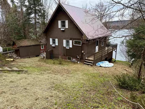 Exterior - 586 Cottage Rd, Canaan, VT 05903 photo 2 of 9
