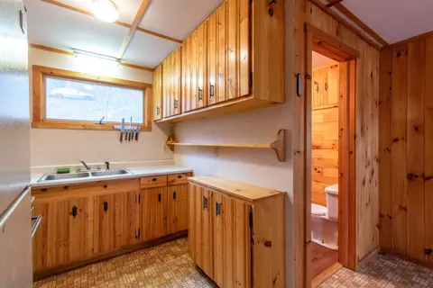 Kitchen - 586 Cottage Rd, Canaan, VT 05903 photo 5 of 5