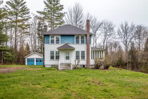 42 Elm St, Lunenburg, VT 05906