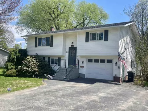 315 Jackson St, Newport, VT 05855