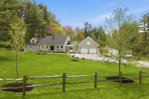 42 Nason Rd, Hampton Falls, NH 03844