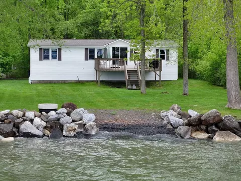 244 Tranquility Ln, Swanton, VT 05488