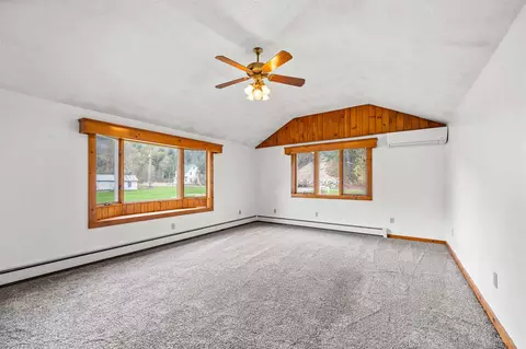 Living - 734 E Barre St, Barre, VT 05641 photo 5 of 7