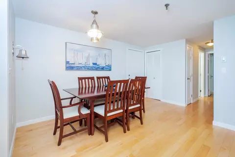 Dining - 407 Ocean Blvd #B2, Hampton, NH 03842 photo 3 of 3