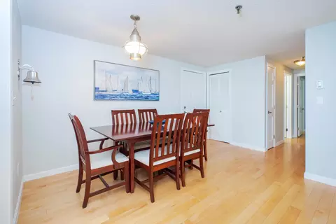 Dining - 407 Ocean Blvd #B2, Hampton, NH 03842 photo 3 of 3
