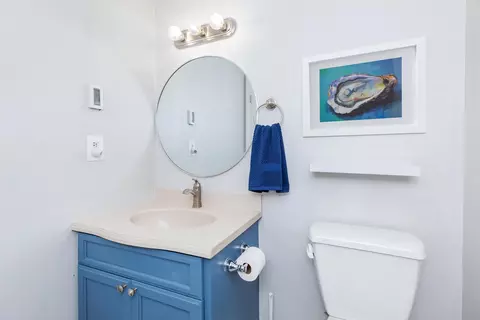Bath - 407 Ocean Blvd #B2, Hampton, NH 03842 photo 3 of 4