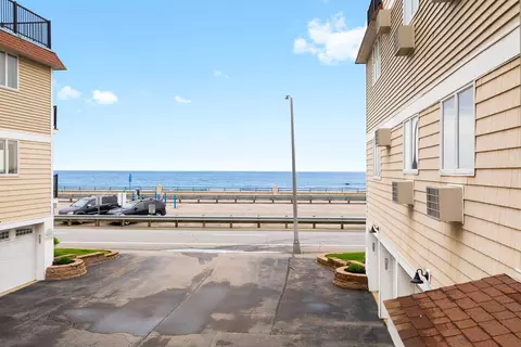 407 Ocean Blvd #B2, Hampton, NH 03842