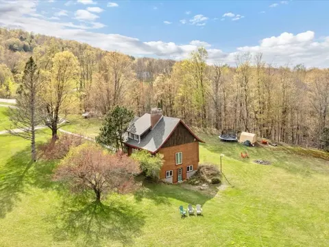 508 Wightman Hill Rd, Richford, VT 05476