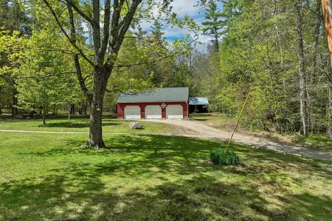 Exterior - 119 Gerrish Rd, Webster, NH 03303 photo 4 of 7