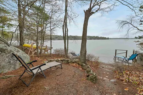 11 Owls Head Pt, New Durham, NH 03855