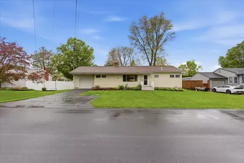 11 Wealthy Ave, South Burlington, VT 05403
