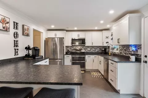 37 Todd Hill Rd, Rindge, NH 03461