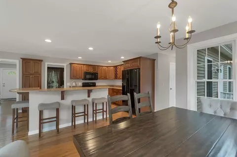 Dining - 6 Hancock Rd, Windham, NH 03087 photo 3 of 6
