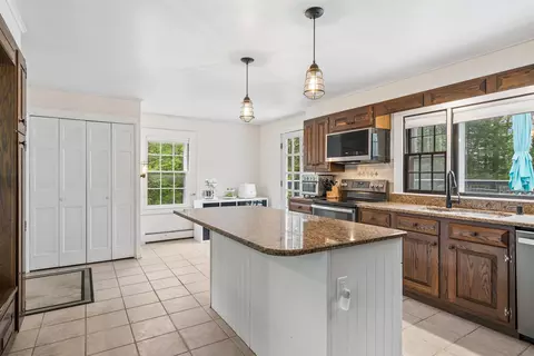Kitchen - 21 Dell Rd, Springfield, VT 05156 photo 6 of 6