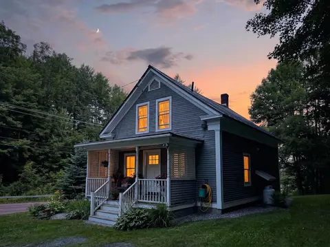 2949 Waterbury Rd, Stowe, VT 05672