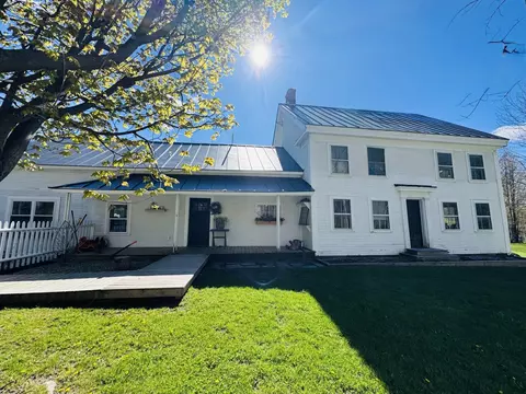 1396 Pond Rd, Hinesburg, VT 05461