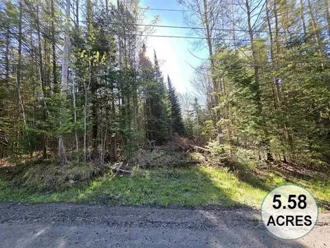 000 Old Coach Rd #5, Lyndonville, VT 05851