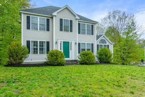 80 Ridgetop Ln, Henniker, NH 03242