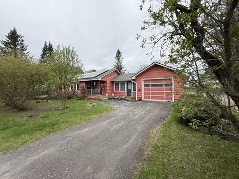 56 Emerson St, Saint Johnsbury, VT 05819