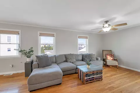Living - 4 Viking St, Hampton, NH 03842 photo 1 of 3