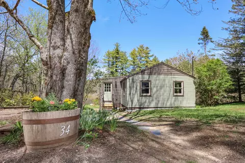 34 Icehouse Ln, Greenfield, NH 03047
