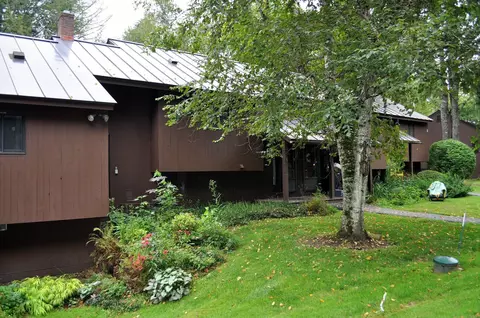 253 Old Quechee Rd #5C, Hartford, VT 05059