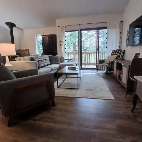 253 Old Quechee Rd #5C, White River Junction, VT 05001