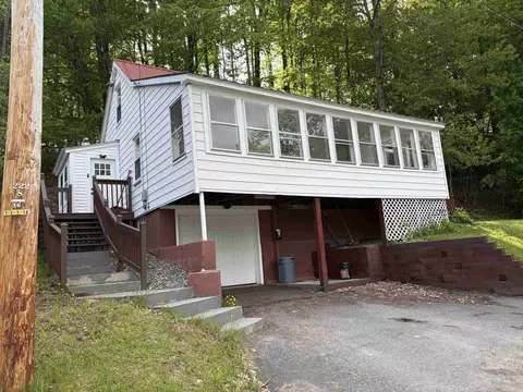 1 Bacon St, Springfield, VT 05156