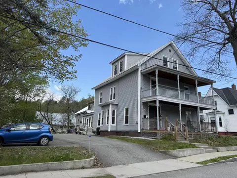 373 Spring St, Saint Johnsbury, VT 05819