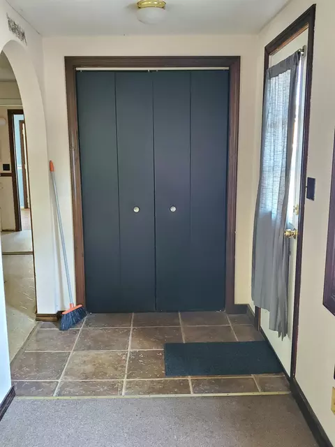 Entry Way - 10 Ash St, Hampton, NH 03842 photo 1 of 1