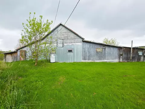 222 Central St, Sheldon, VT 05483 photo 7