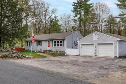 196 Clothespin Bridge Rd, Webster, NH 03303
