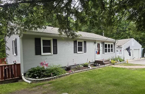 196 Clothespin Bridge Rd, Webster, NH 03303