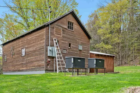 Exterior - 3955 Vt Route 100, Warren, VT 05674 photo 14 of 18