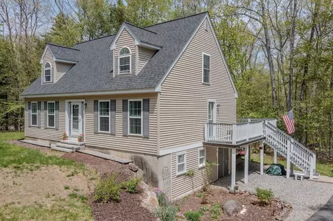 83 Northwood Rd, Strafford, NH 03884